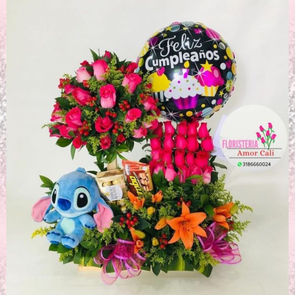 Arreglo floral con peluche