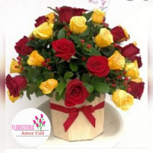 Arreglo floral redondo variado