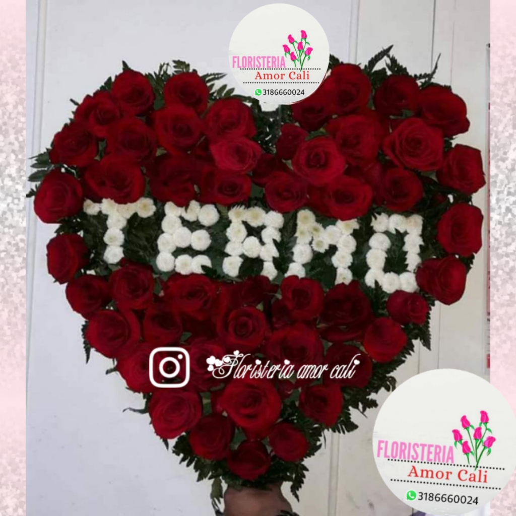 Arreglo floral grande corazón -