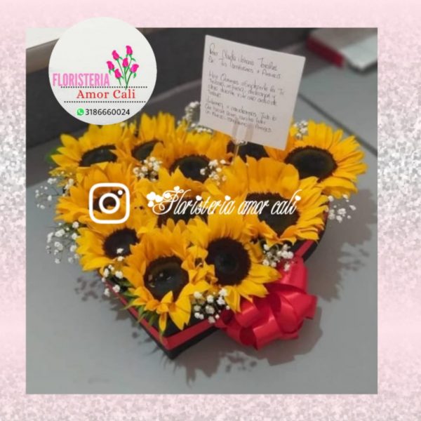 detalle floral corazón girasoles