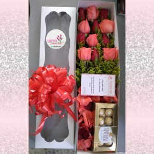 caja de rosas con chocolates ferreros