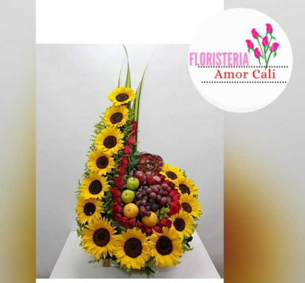 frutero en girasoles y rosas