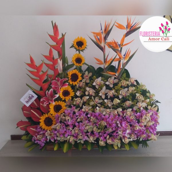 Arreglo floral de orquídeas