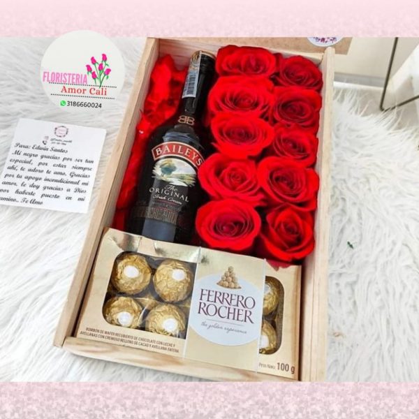 caja de rosa de amor y amistad