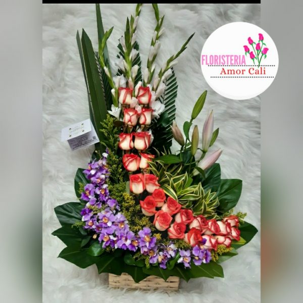 arreglo floral tropical