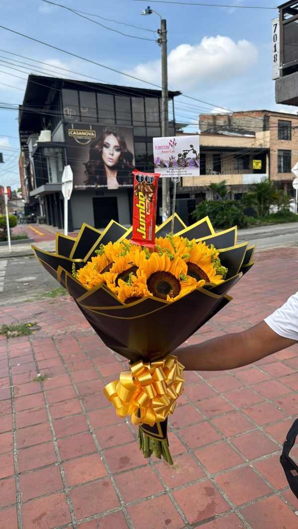 ramo de girasoles y chocolate